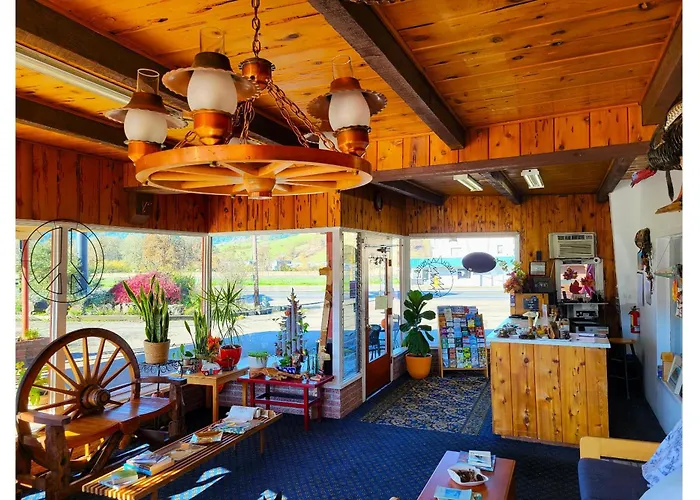 The Ranch Motel By Oyo Oakland I-5