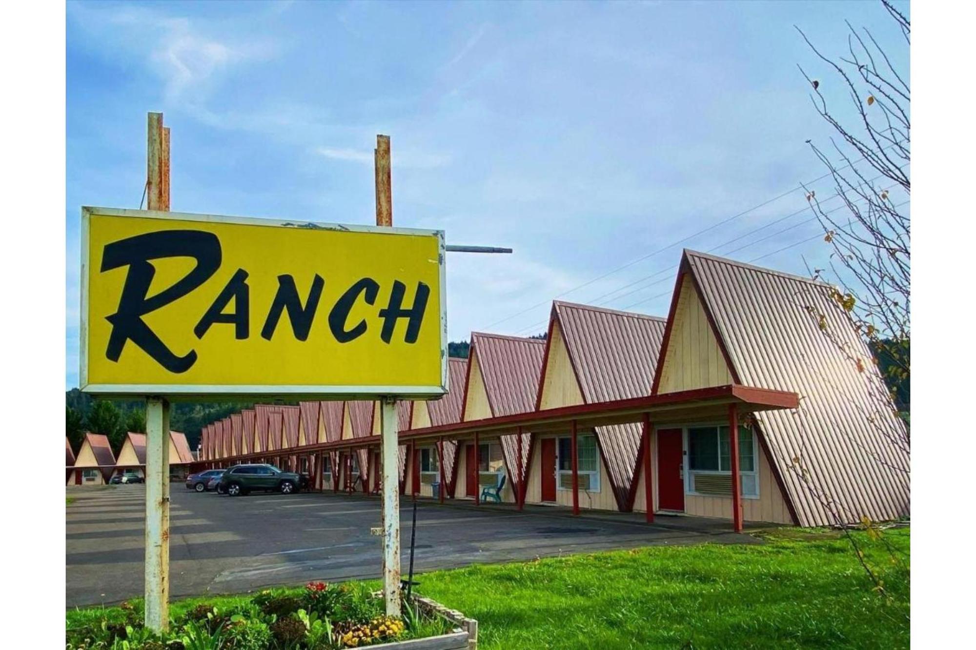 Hotel The Ranch By Oyo I-5 3*